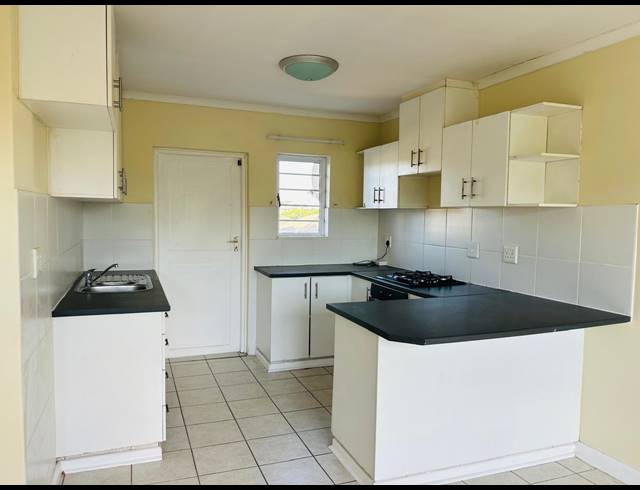 2 BEDROOM FREESTANDING TO LET IN GONUBIE